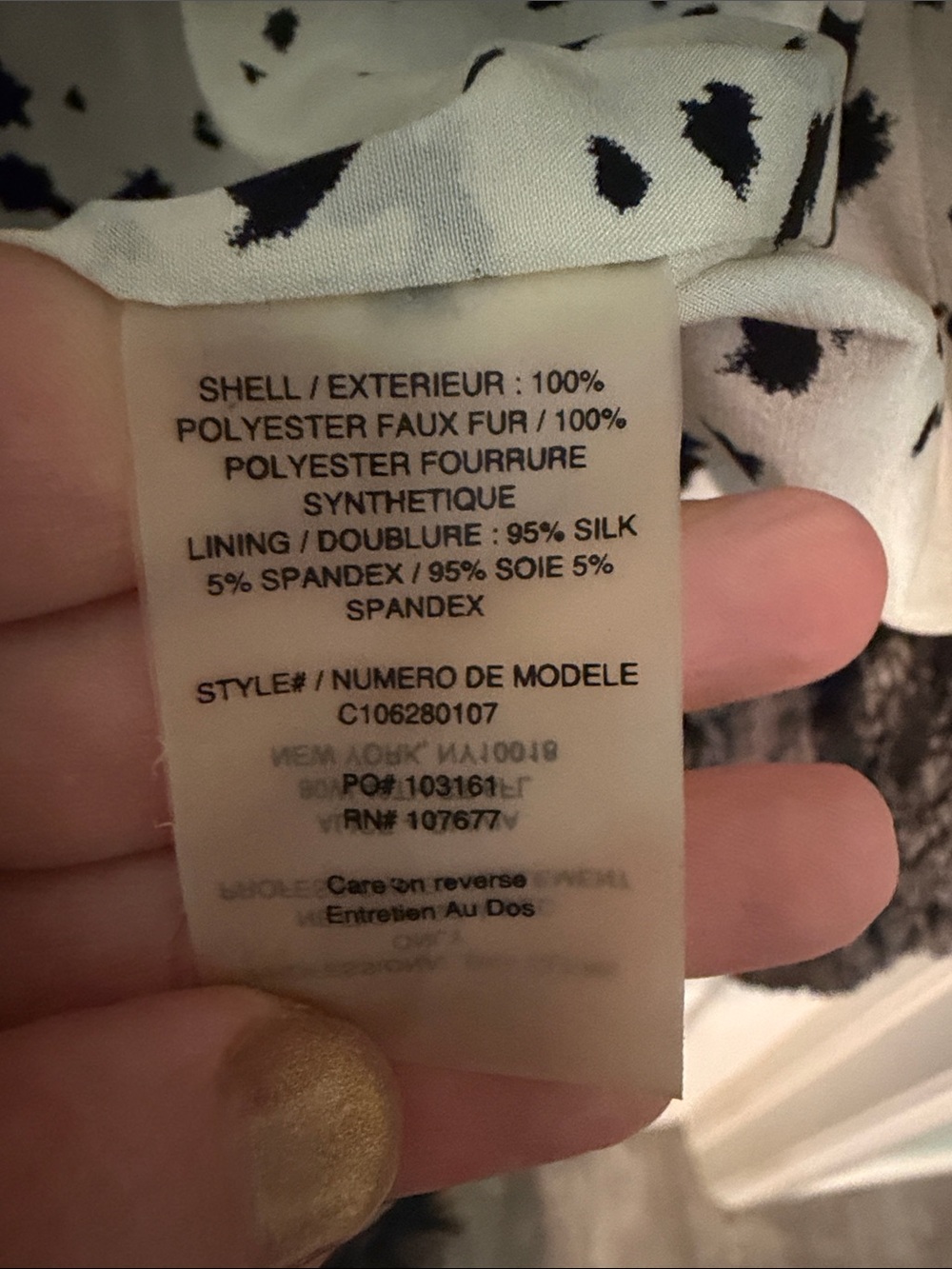 Alice + Olivia Grey Faux Fur Sleeveless Vest with Silk Blend Patterned Lining - Picture 3 of 11